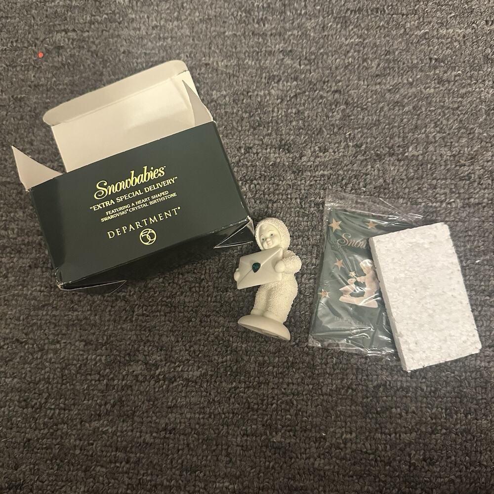 Vintage Dept 56 Snowbabies " Extra Special Delivery " Heart Jewel May Emerald